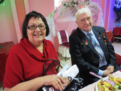 Космонавт Анатолий Филипченко с супругой в Лисках