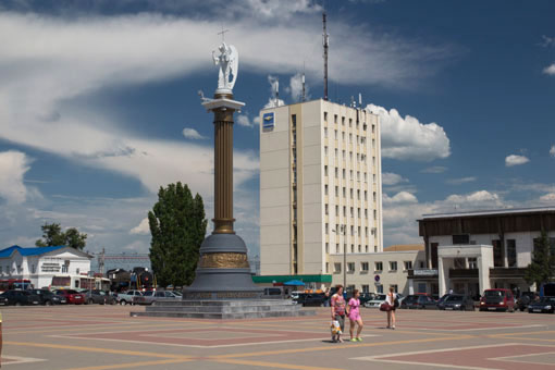 Ангел - хранитель Лисок. Привокзальная площадь.