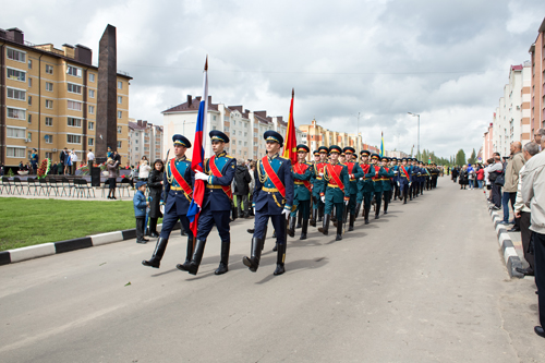 Почетный караул у Cтелы «Лиски - населенный пункт воинской доблести»