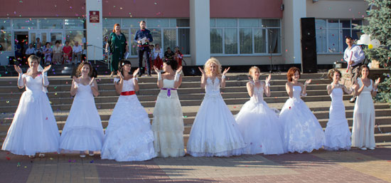 Парад Невест Лиски